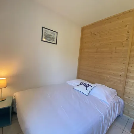 De La Jullouville-les-Pins
